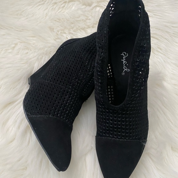 Black Suede PU Wedges - Picture 2 of 8